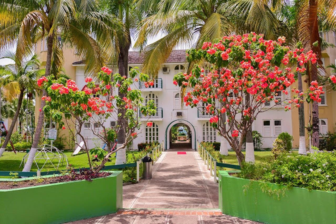Sandcastles Beach Resort Ocho Rios Kültér fotó
